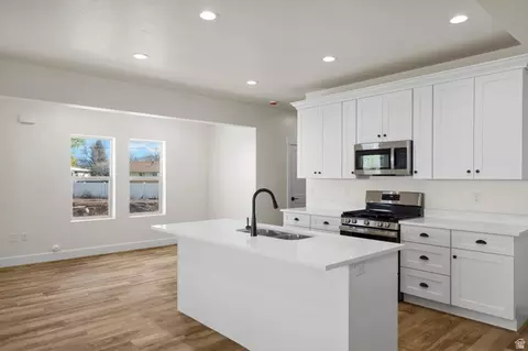 Kitchen - 195 N 300 E, Morgan, UT 84050 photo 3 of 6