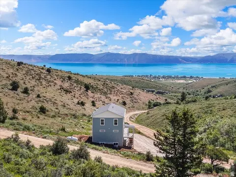 1509 W Cedar Ridge Dr, Garden City, UT 84028