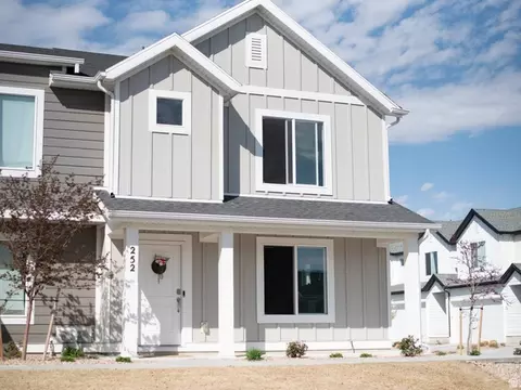 252 N Salty Ln, Saratoga Springs, UT 84045