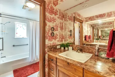 Bath - 1340 E 2700 N, North Logan, UT 84341 photo 3 of 5