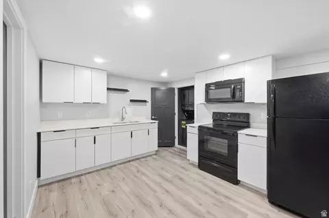 Kitchen - 1795 S 200 W, Bountiful, UT 84010 photo 3 of 3