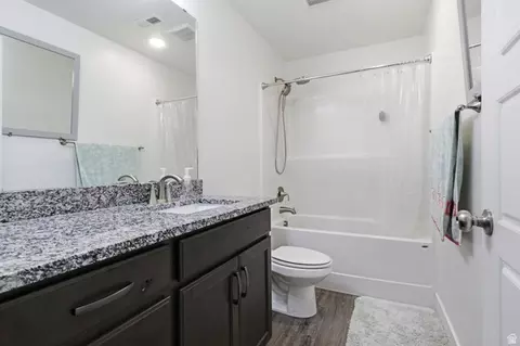 Bath - 499 S 655 E, Hyrum, UT 84319 photo 4 of 4