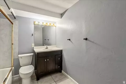 Bath - 2196 E Thistlewood Way S, Sandy, UT 84092 photo 3 of 3