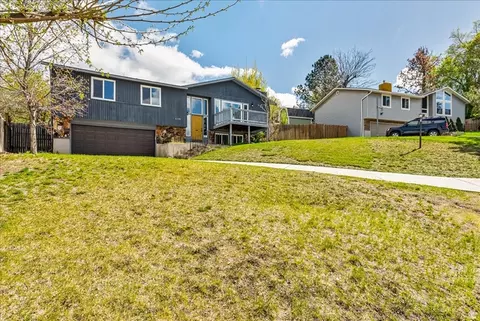 Exterior - 2196 E Thistlewood Way S, Sandy, UT 84092 photo 3 of 4