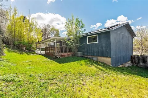 Exterior - 2196 E Thistlewood Way S, Sandy, UT 84092 photo 4 of 4