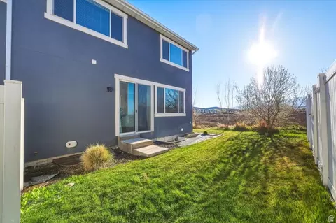 Exterior - 4373 E Colt Ct, Eagle Mountain, UT 84005 photo 7 of 7