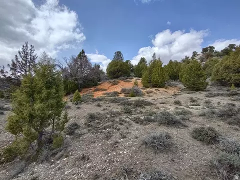 Undisclosed, Alton, UT 84710 photo 3