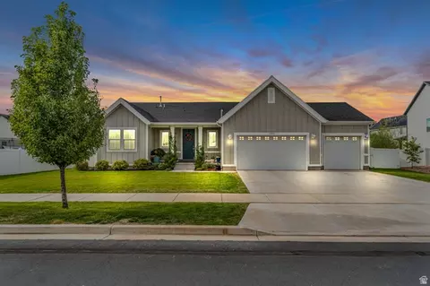 Exterior - 2454 W Jackson St, Mapleton, UT 84664 photo 16 of 16