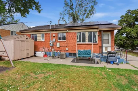 Exterior - 4404 S 375 E, Ogden, UT 84405 photo 2 of 8