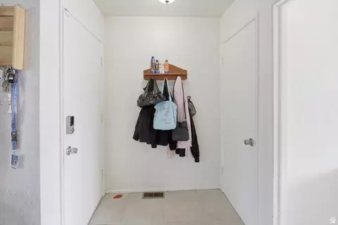 Entry Way - 4404 S 375 E, Ogden, UT 84405 photo 1 of 1