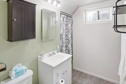 Bath - 4404 S 375 E, Ogden, UT 84405 photo 1 of 2