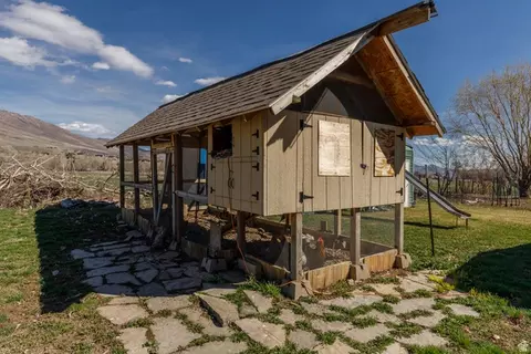 Exterior - 4026 N 3775 E, Eden, UT 84310 photo 23 of 27