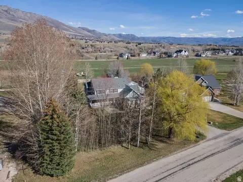 View/Area - 4026 N 3775 E, Eden, UT 84310 photo 2 of 11