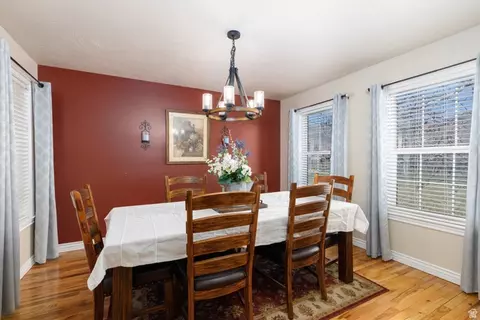 Dining - 4026 N 3775 E, Eden, UT 84310 photo 1 of 2