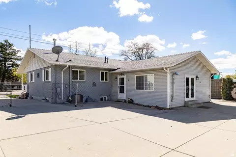 Exterior - 1371 E 8600 S, Sandy, UT 84093 photo 9 of 10