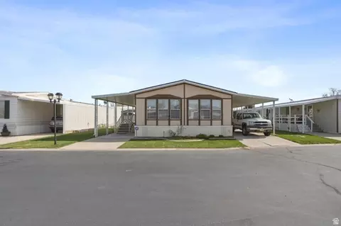 3800 S 1900 W #133, Roy, UT 84067