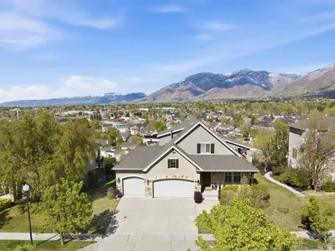 2045 E Rocklin Dr S, Sandy, UT 84092