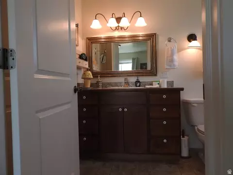 Bath - 665 S 600 E, Mount Pleasant, UT 84647 photo 4 of 4