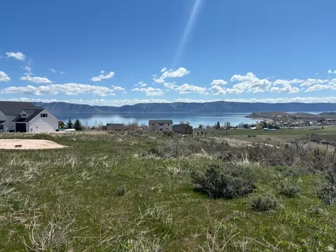 368 W Morning Star Cir #9, Garden City, UT 84028