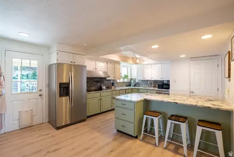 Kitchen - 166 E 3000 S, Bountiful, UT 84010 photo 3 of 4
