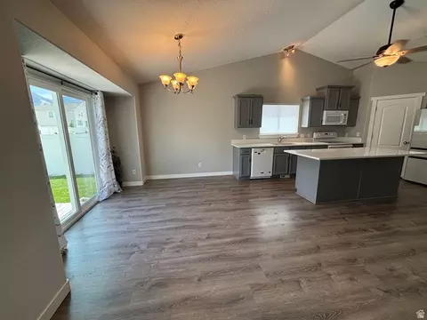 1402 N 650 E, Tooele, UT 84074 photo 17