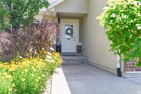 1402 N 650 E, Tooele, UT 84074 photo 4