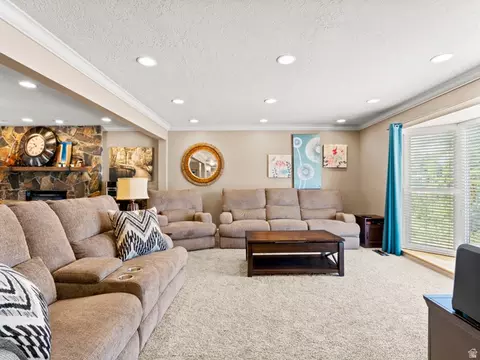 Living - 3291 S 300 W, Bountiful, UT 84010 photo 1 of 5