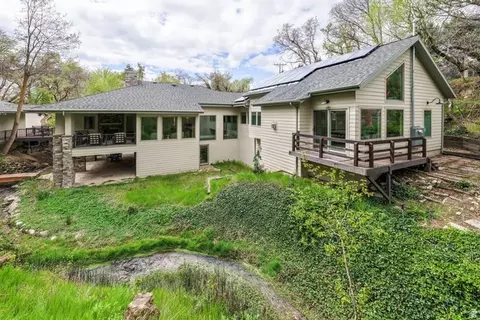 4630 S Naniloa Dr, Holladay, UT 84117