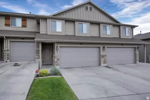 3164 N Peregrine Way, Layton, UT 84040