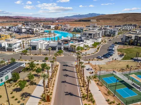 View/Area - 516 W Olive Ln W, Saint George, UT 84790 photo 1 of 3