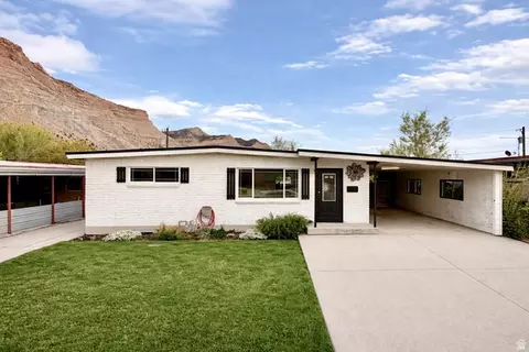 5 S 3rd Ave, Helper, UT 84526