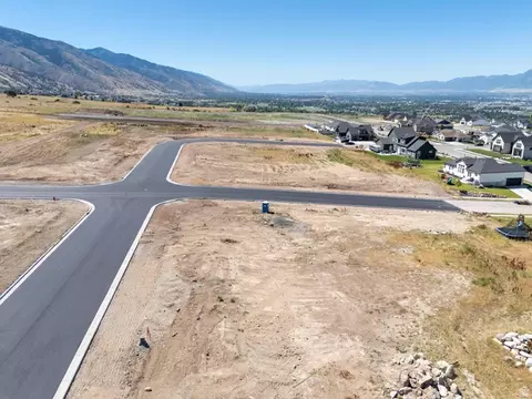 1112 E 100 N #73, Hyde Park, UT 84318 photo 7