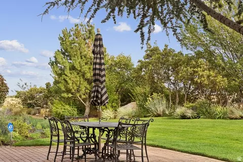 Exterior - 3093 E Scenic Valley Ln, Sandy, UT 84092 photo 9 of 12