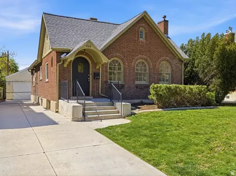 926 S Greenwood Ter E, Salt Lake City, UT 84105
