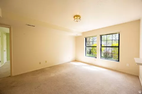 Bedroom - 2612 E Antelope Dr, Layton, UT 84040 photo 5 of 6