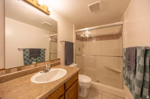 Bath - 2612 E Antelope Dr, Layton, UT 84040 photo 4 of 4
