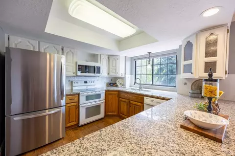 Kitchen - 2612 E Antelope Dr, Layton, UT 84040 photo 1 of 2
