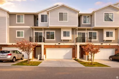 4216 W Gunlock Park Ct, Riverton, UT 84096