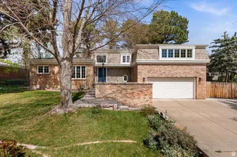 2797 E Sommet Dr, Holladay, UT 84117