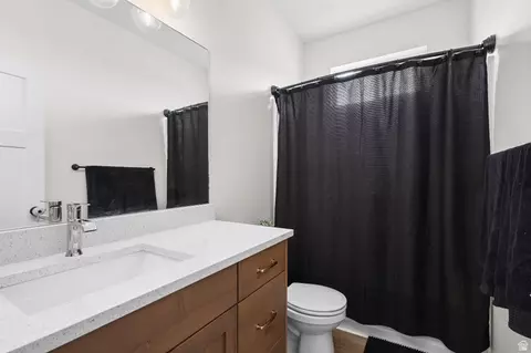 Bath - 252 W 800 S, Willard, UT 84340 photo 3 of 3