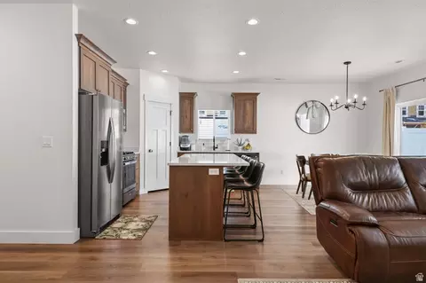 Entry Way - 252 W 800 S, Willard, UT 84340 photo 2 of 3