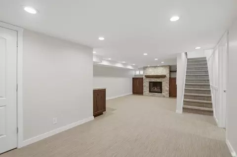 Living - 1553 E Fuller Dr, Millcreek, UT 84124 photo 5 of 7