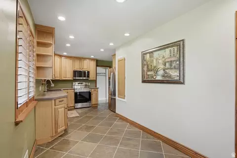Entry Way - 1553 E Fuller Dr, Millcreek, UT 84124 photo 1 of 1