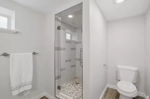 Bath - 1553 E Fuller Dr, Millcreek, UT 84124 photo 5 of 5