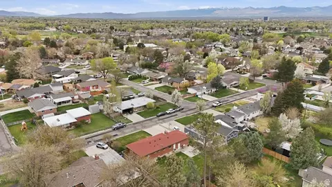 View/Area - 1553 E Fuller Dr, Millcreek, UT 84124 photo 9 of 10