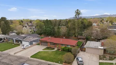 View/Area - 1553 E Fuller Dr, Millcreek, UT 84124 photo 3 of 10