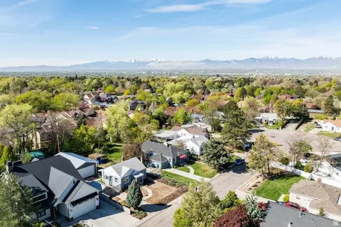 View/Area - 1968 E 3375 S, Millcreek, UT 84106 photo 2 of 8