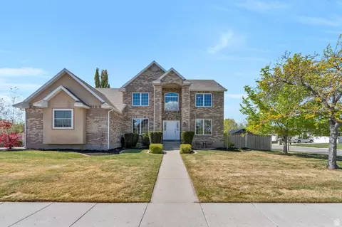 9842 S 3265 W, South Jordan, UT 84095