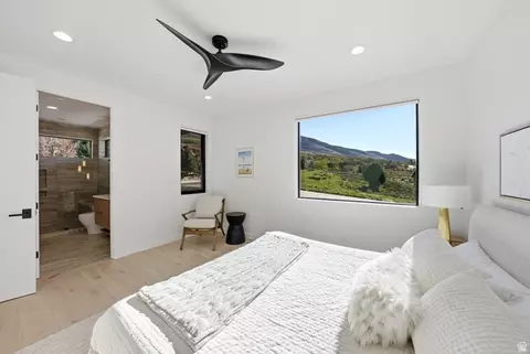 Bedroom - 5585 E Highland View Ct, Eden, UT 84310 photo 4 of 8