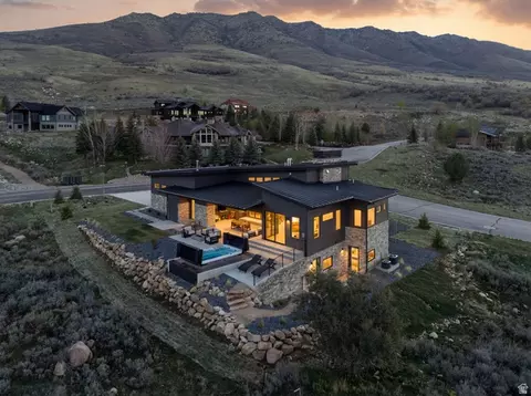 View/Area - 5585 E Highland View Ct, Eden, UT 84310 photo 6 of 6